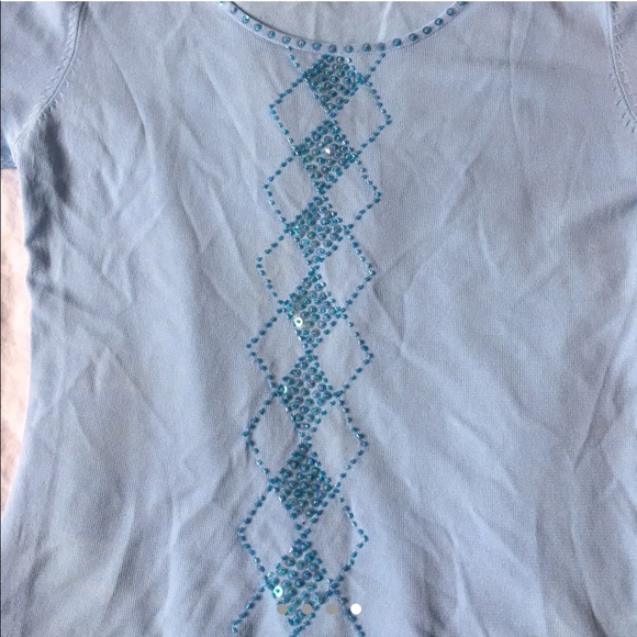 Light blue top  💎 - Picture 3 of 3